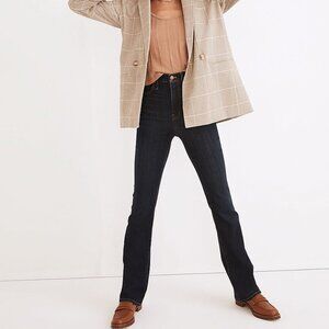 Madwell 11" High Rise Flare Jeans in Larkspur Wash